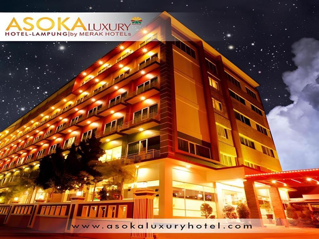 Asoka Luxury Hotel Бандар Лампунг Екстериор снимка