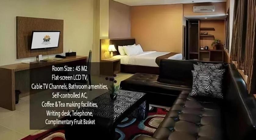 Asoka Luxury Hotel Бандар Лампунг Екстериор снимка