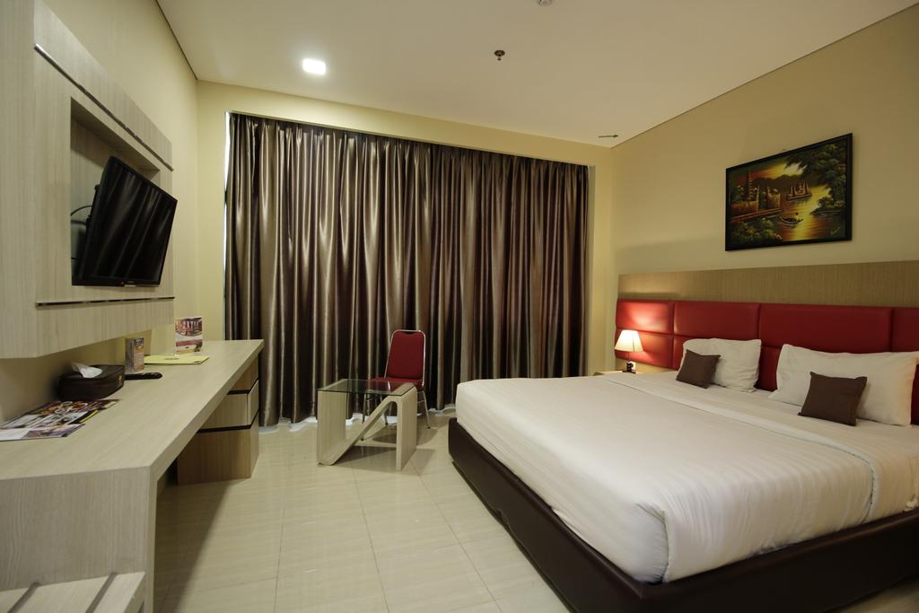 Asoka Luxury Hotel Бандар Лампунг Екстериор снимка